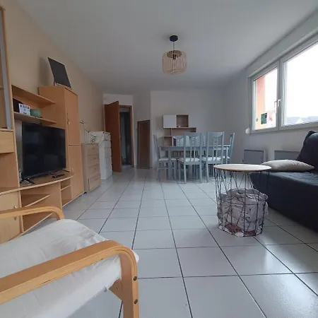 Cosy Avec Balcon - 4 Pers - Proche Strasbourg *